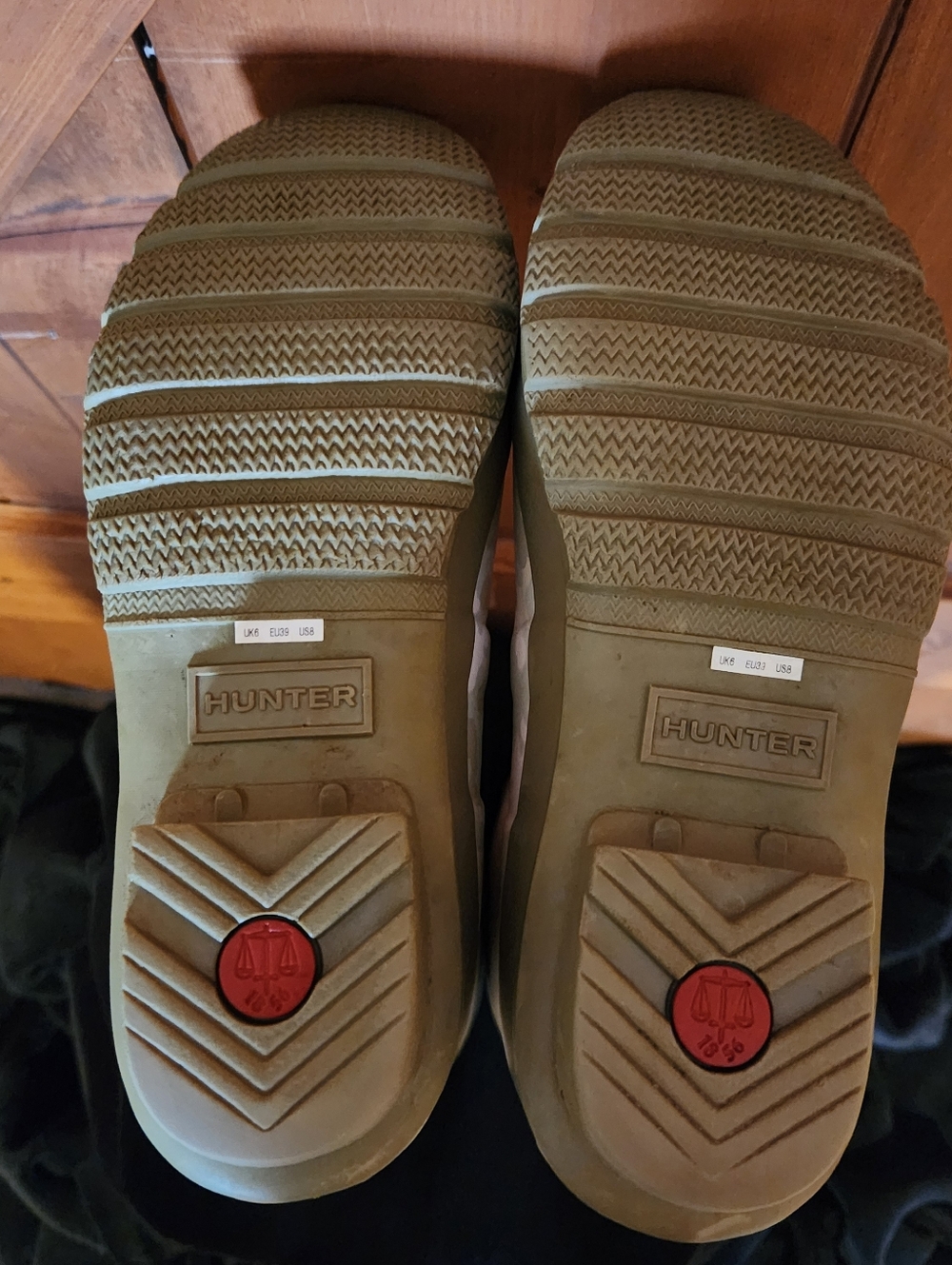 Hunter Camouflage Tall Rain Boots in Mint and Cream - Picture 5 of 5